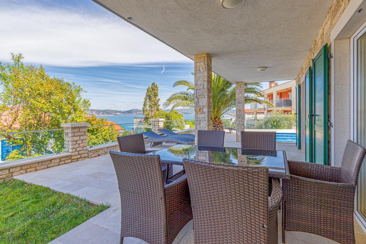 Villa Milena With Pool And Sea View Crveni Vrh Buitenkant foto