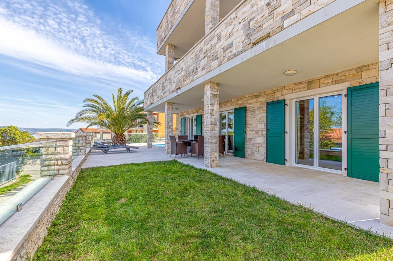 Villa Milena With Pool And Sea View Crveni Vrh Buitenkant foto