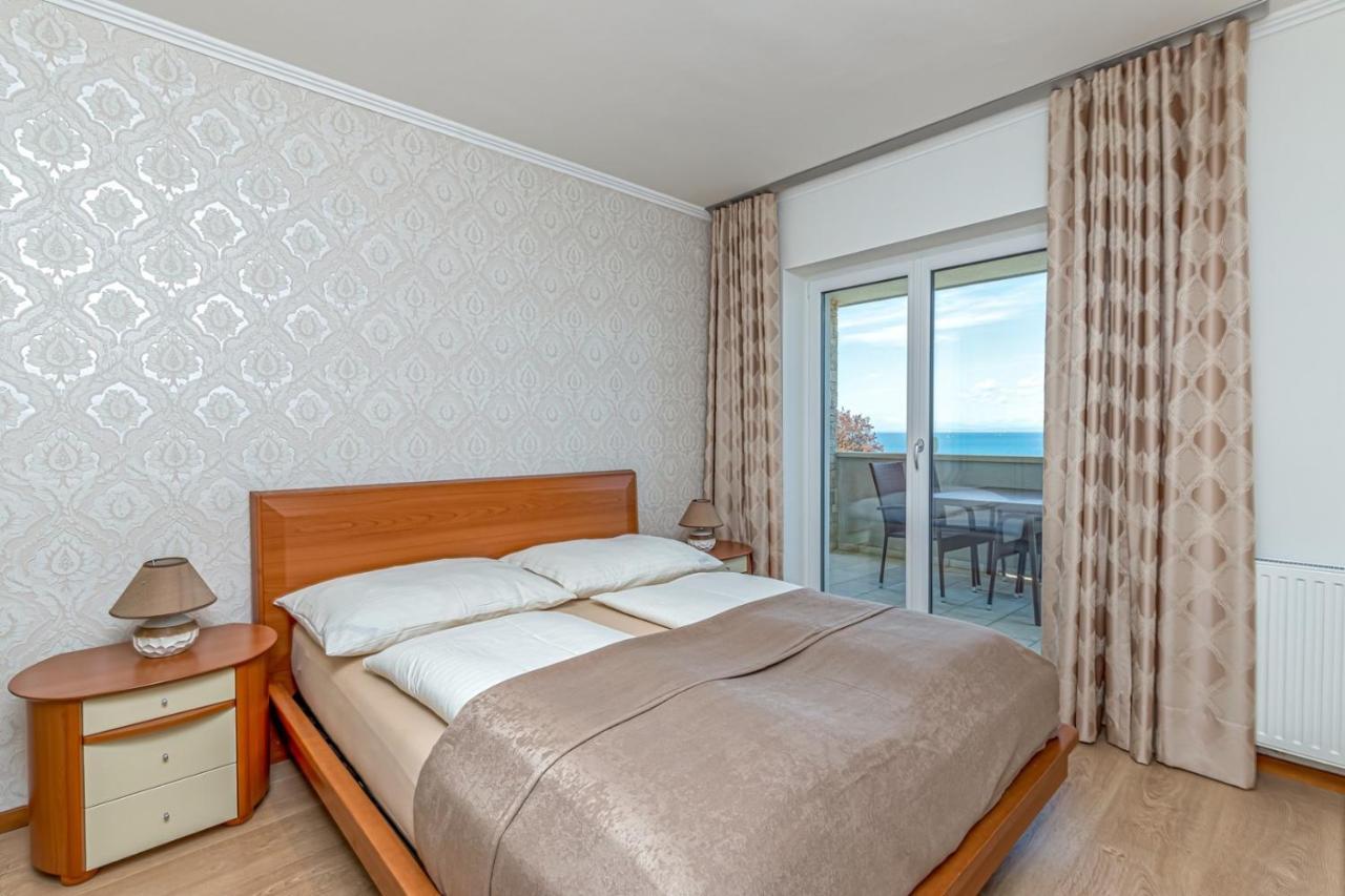 Villa Milena With Pool And Sea View Crveni Vrh Buitenkant foto