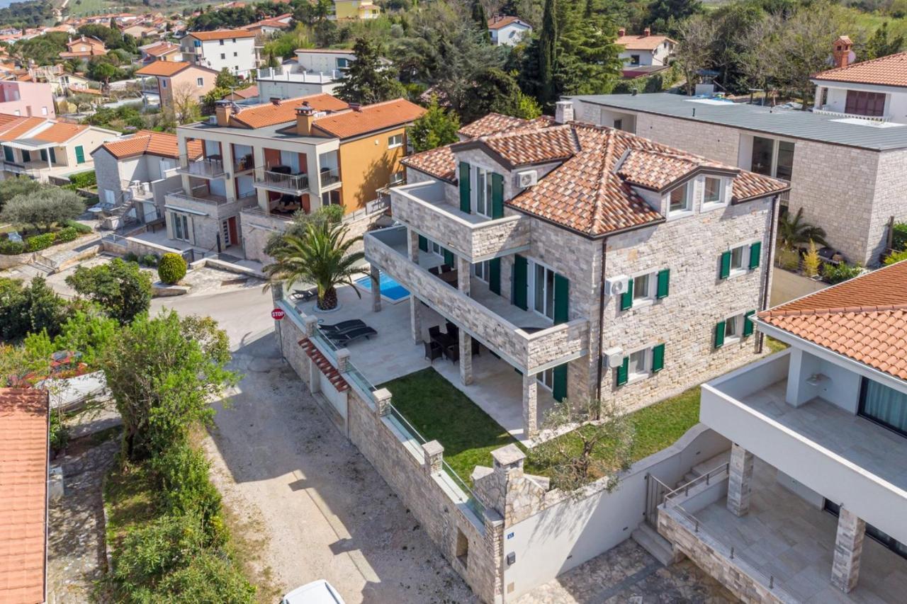 Villa Milena With Pool And Sea View Crveni Vrh Buitenkant foto